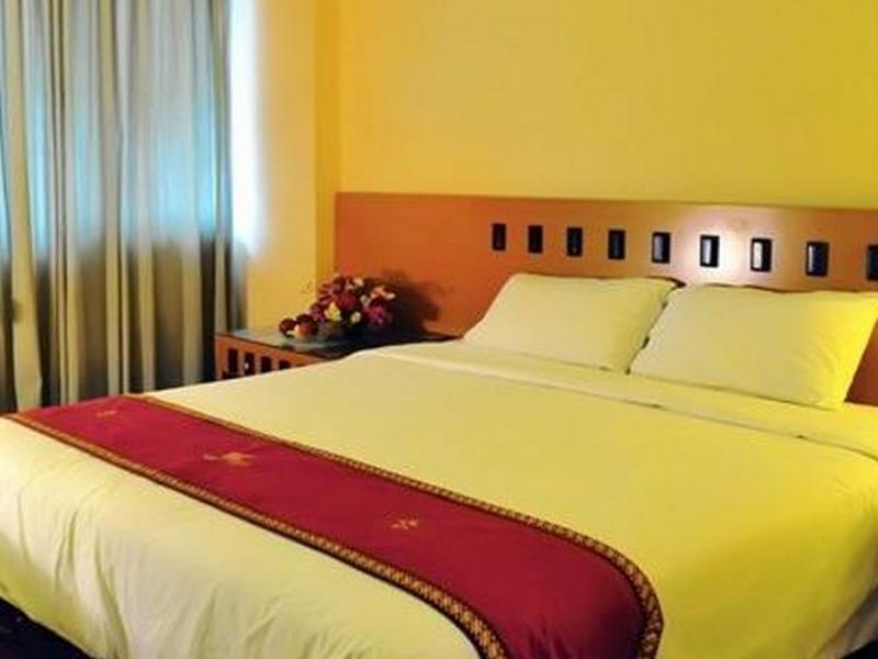 Patra Comfort Джакарта Екстериор снимка